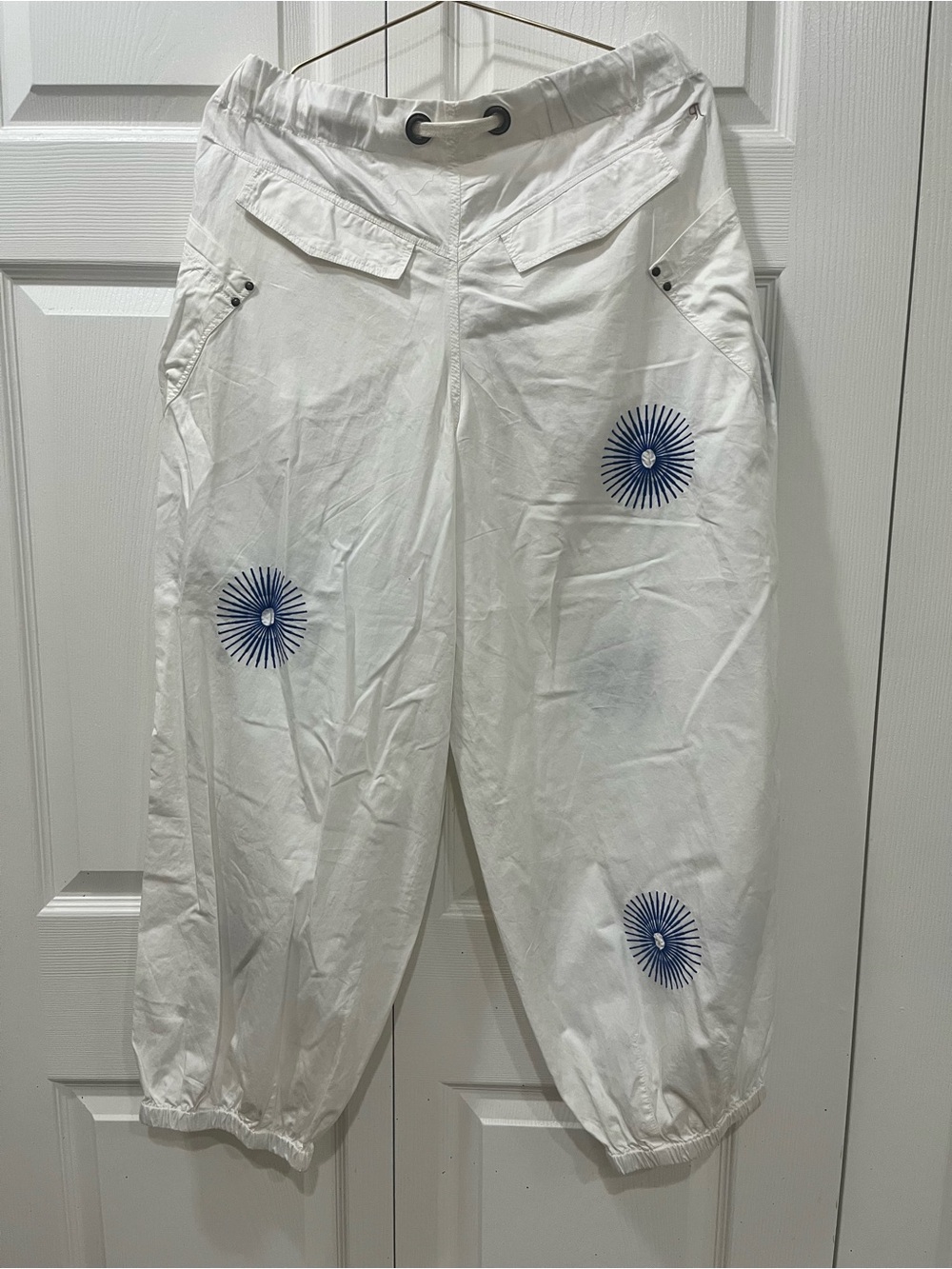 Anthropologie Pilcro “The Slacker” parachute pants size small. - Picture 3 of 7